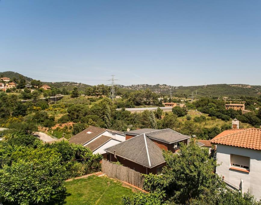Willa 20 Min From Bcn- Charming House W/ Pool & Bbq Area Cervelló Zewnętrze zdjęcie