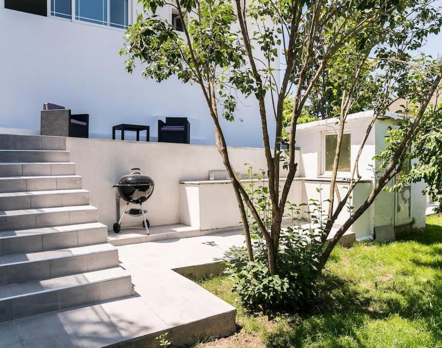 Willa 20 Min From Bcn- Charming House W/ Pool & Bbq Area Cervelló Zewnętrze zdjęcie